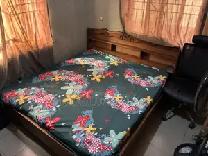 Mattress With Bedframe