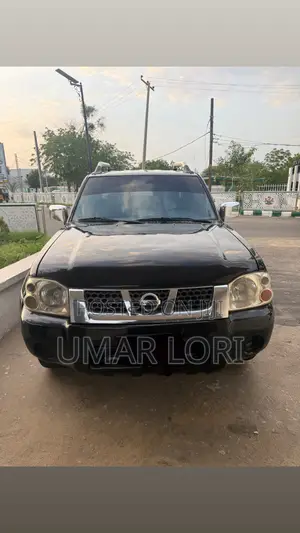 Nissan NP300 2006