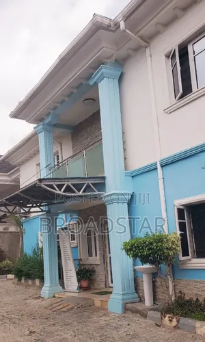 5bdrm Duplex in Maitama for sale