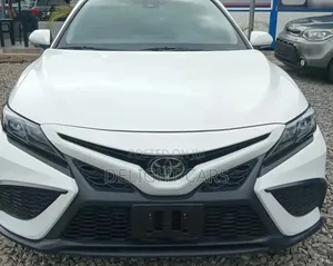 Toyota Camry XSE 2023 White