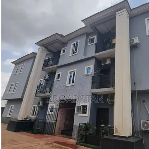 15bdrm Block of Flats in Durumi for sale