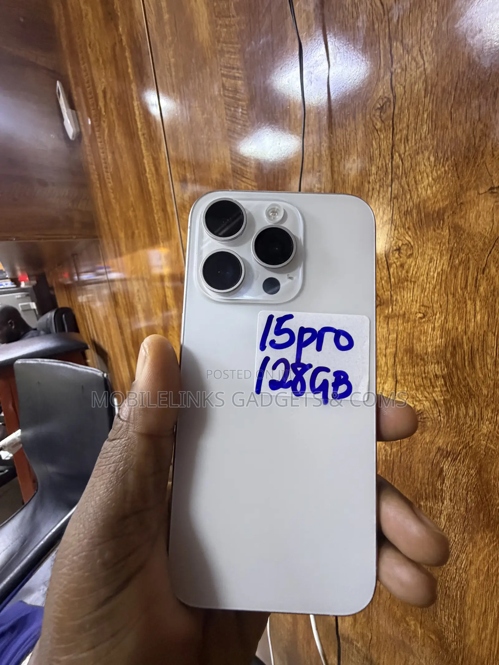 Apple iPhone 15 Pro 128 GB White