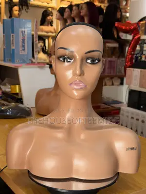 Full Shoulder Mannequin Wig Display