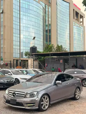 Mercedes-Benz C350 2012 Gray