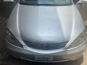 Toyota Camry 2006 Silver