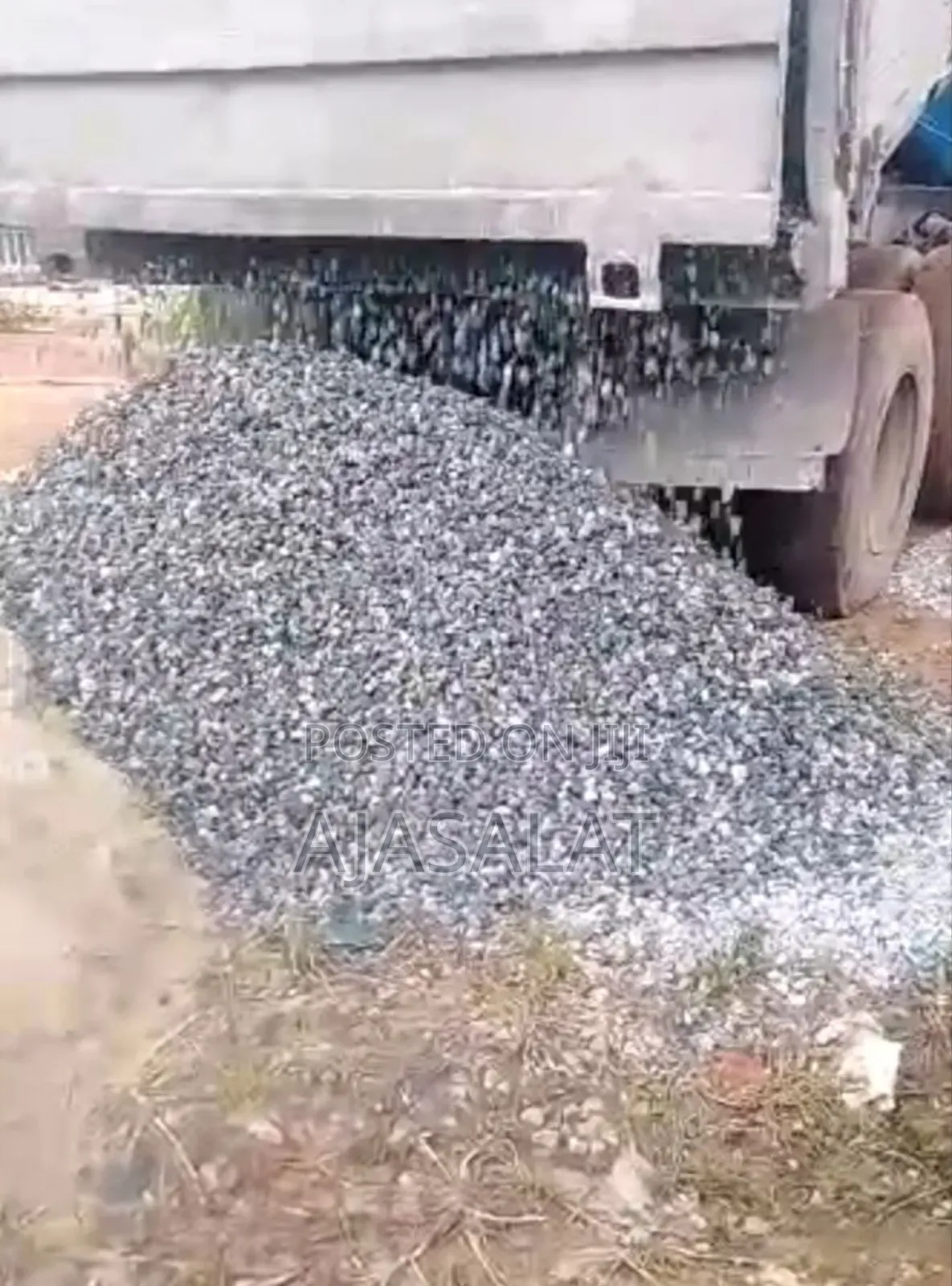 30 Ton of 2/4 Granite