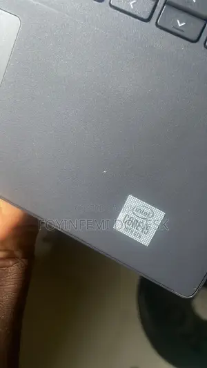 Laptop Dell Latitude 3410 8GB Intel Core i3 SSD 256GB
