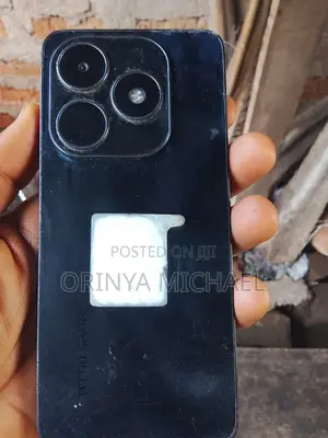 Tecno Spark 20 128 GB Black