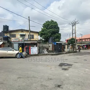 Furnished 1bdrm Block of Flats in Off Adealu Street for sale