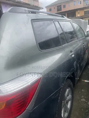 Toyota Highlander Sport 2010 Gray