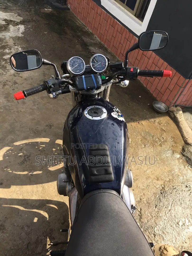 Kawasaki 2000 Black