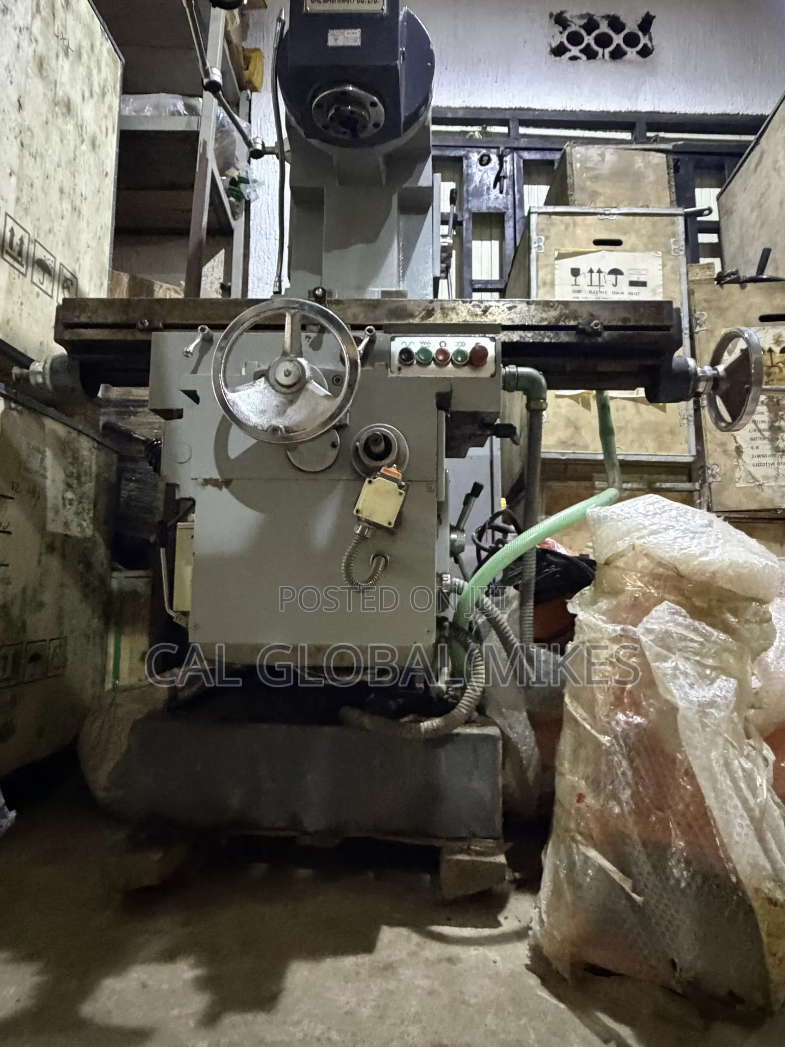 Vertical Knee-Type Willing Machine