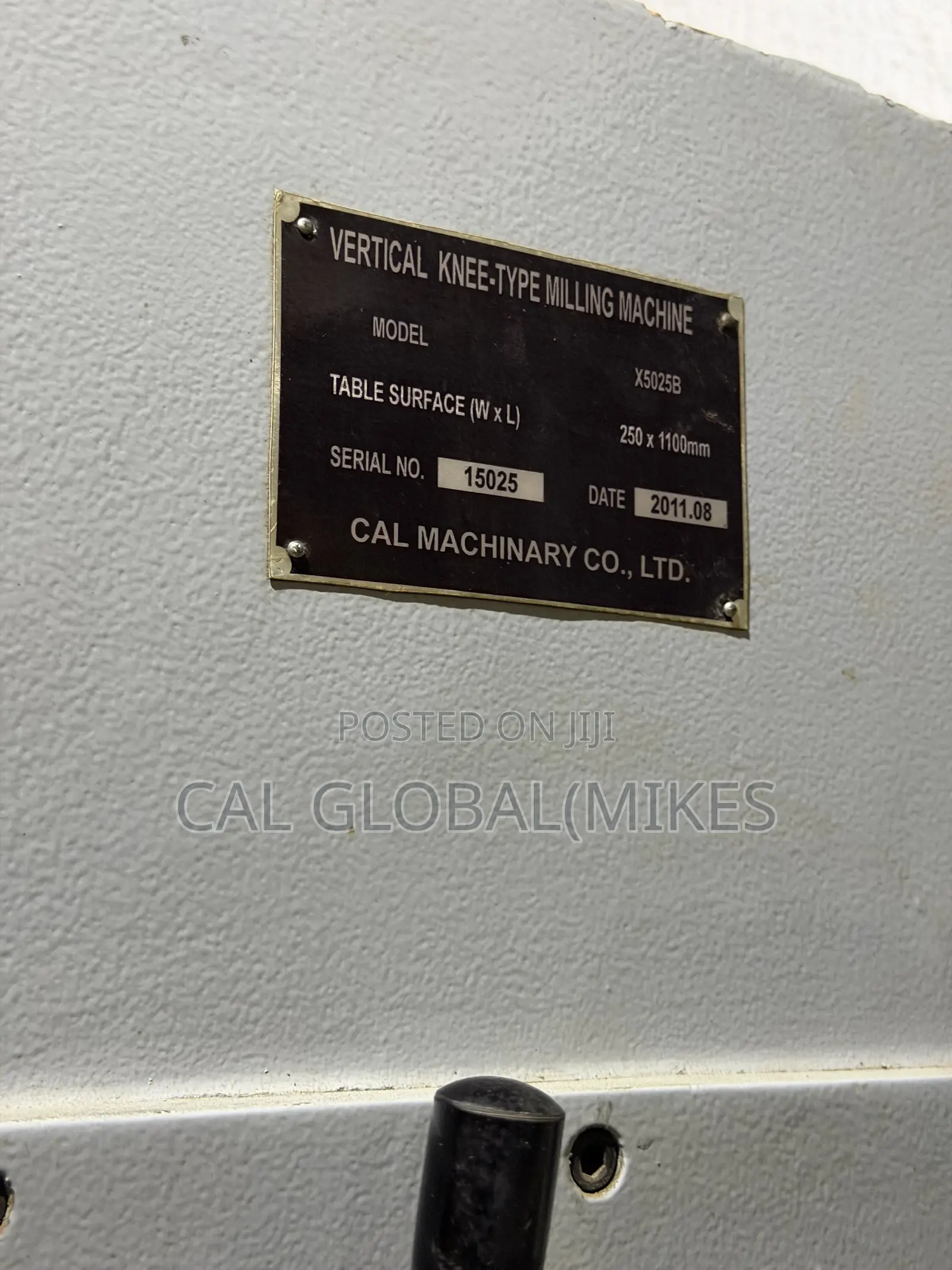Vertical Knee-Type Willing Machine