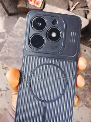 Tecno Spark 20 128 GB Black
