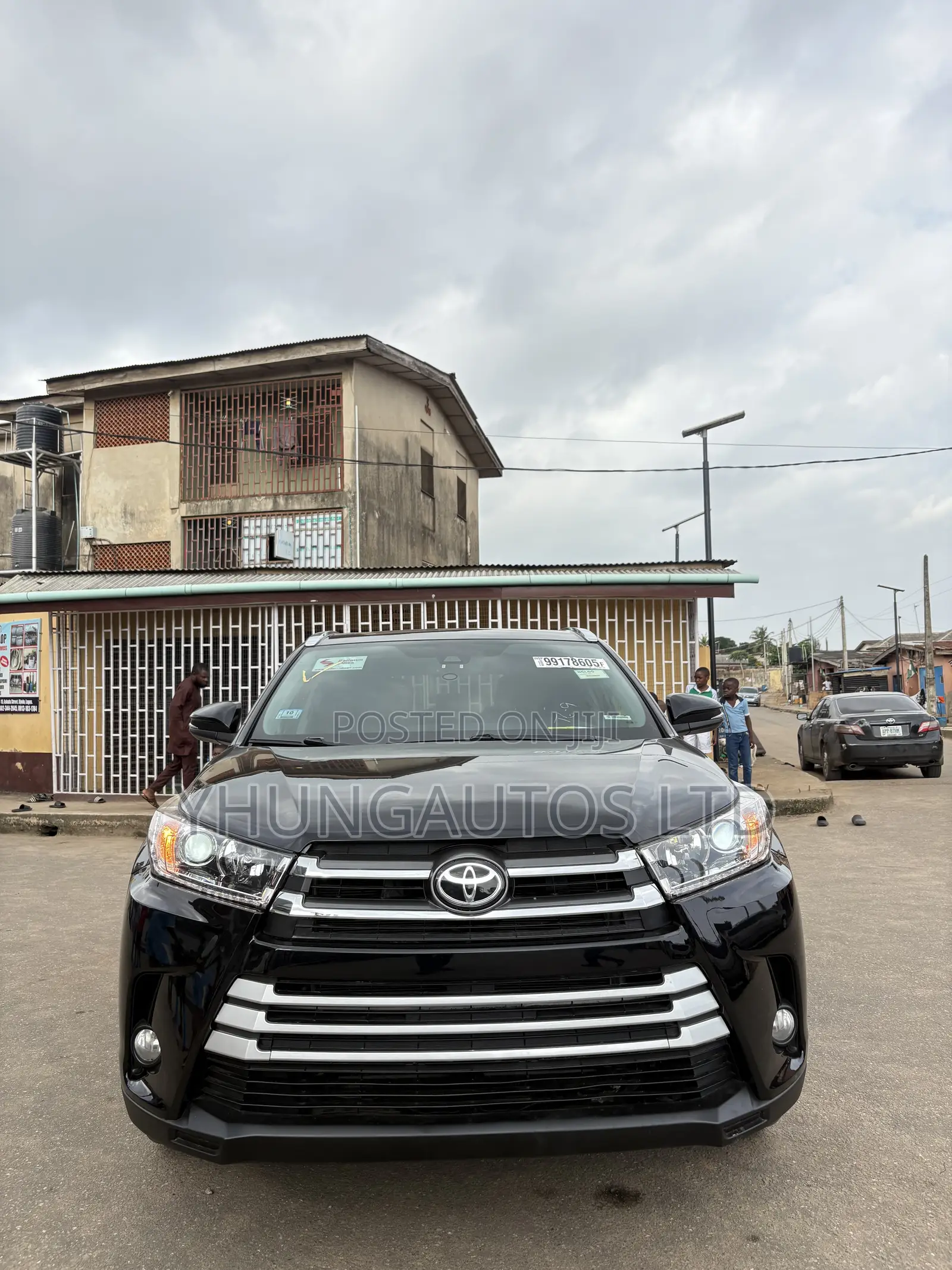 Toyota Highlander XLE 2019 Black