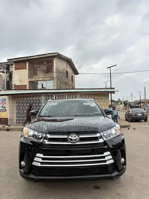 Toyota Highlander XLE 2019 Black