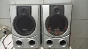Samsung Naked Speakers With Front Covers