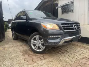 Mercedes-Benz M Class ML 350 BlueTEC 4Matic 2012 Gray