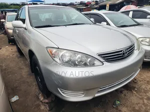Toyota Camry 2006 Silver