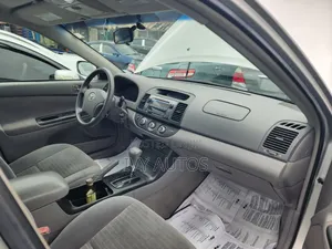 Toyota Camry 2006 Silver