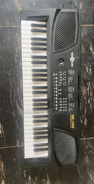 MK-1000 Electronic Keyboard