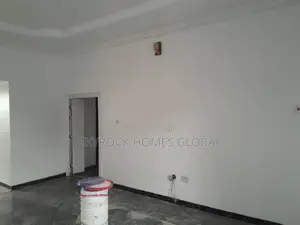 3bdrm Block of Flats in Ikota for rent
