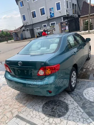 Toyota Corolla 2010 Green