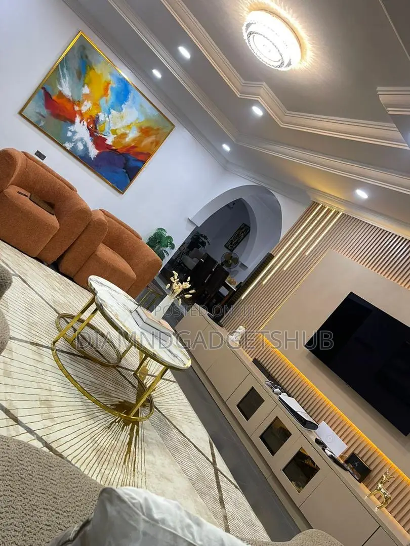 4 BedRoom Shortlet Apartment Self Compound