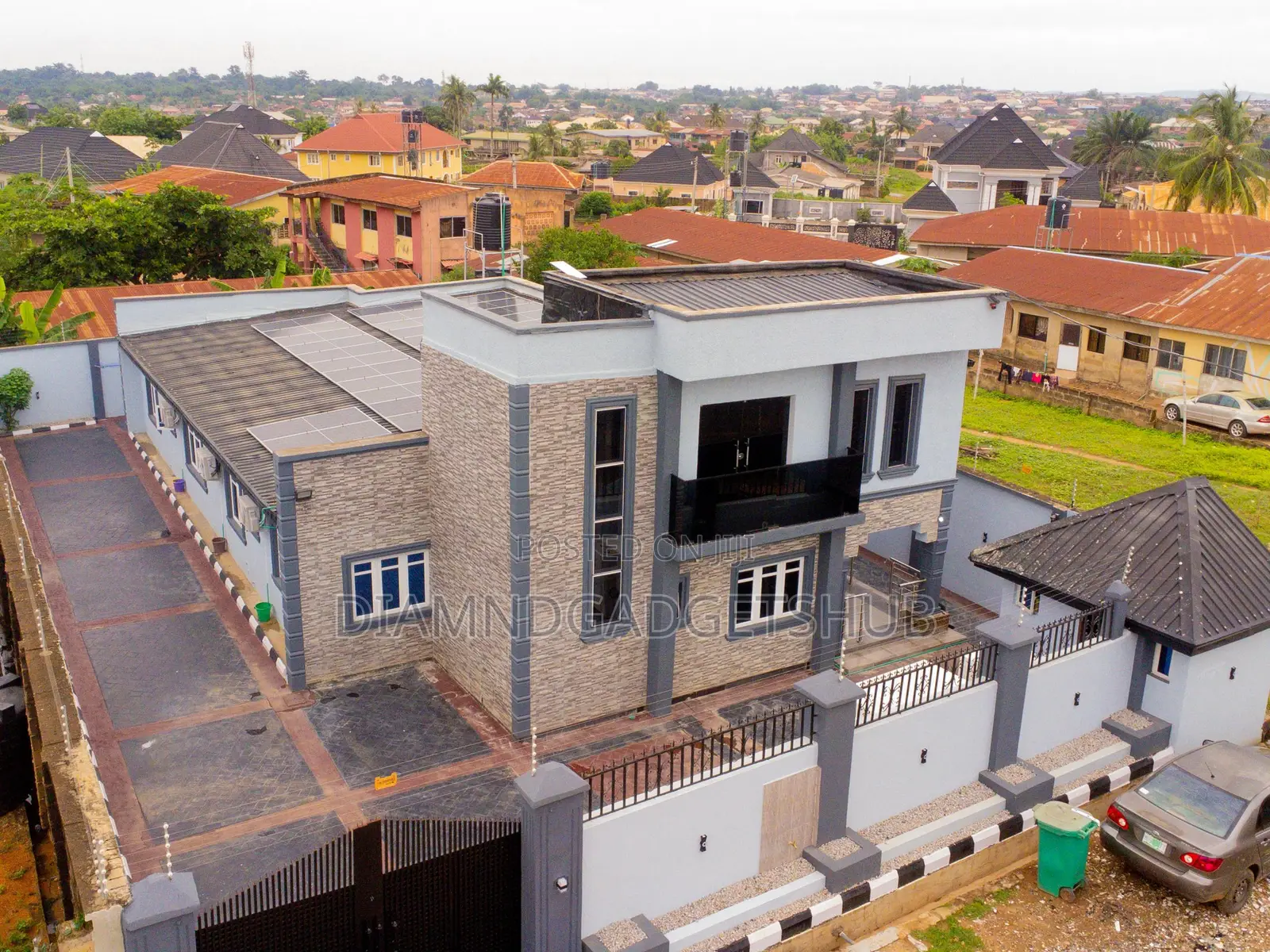 4 BedRoom Shortlet Apartment Self Compound