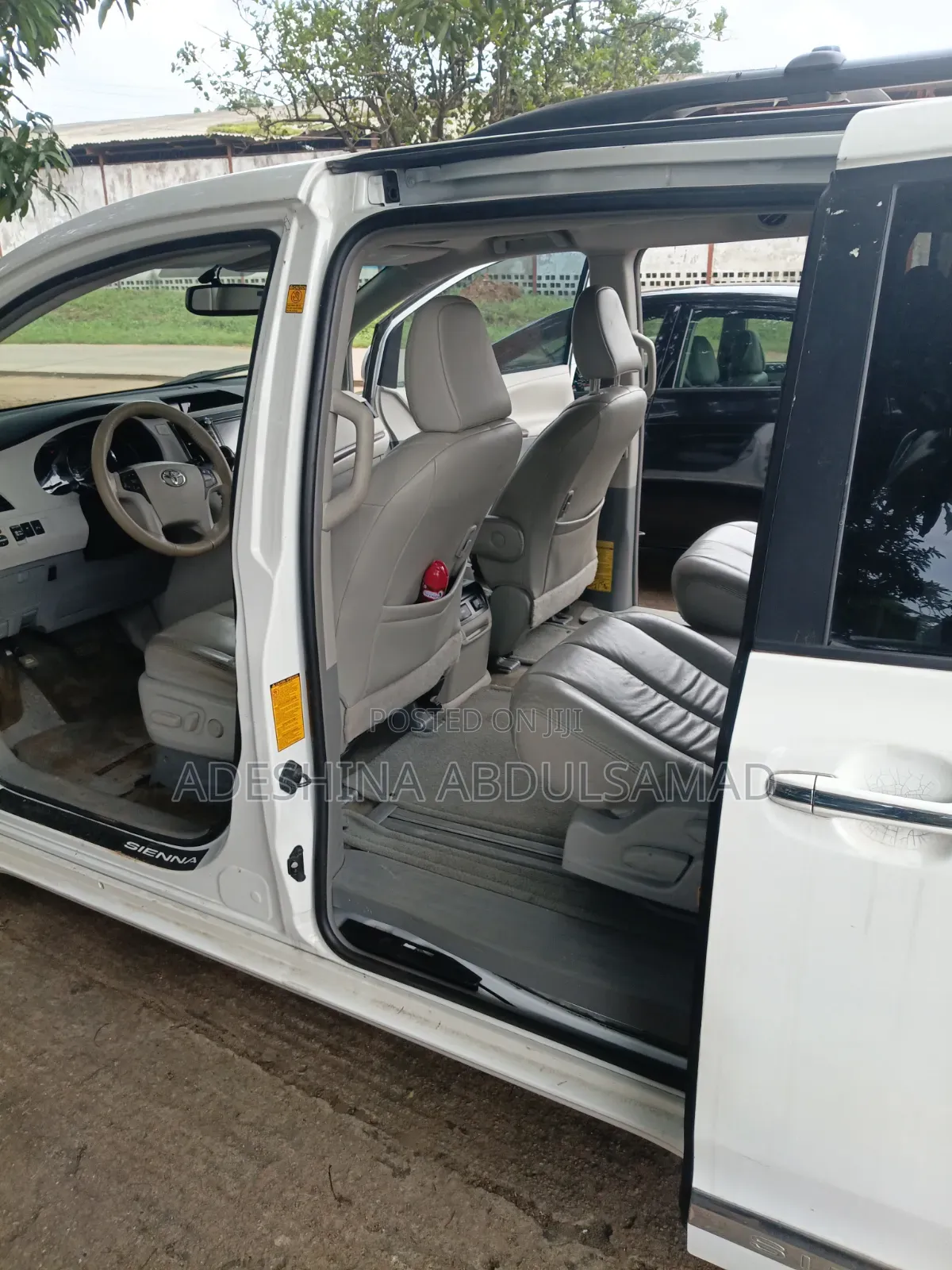 Toyota Sienna 2012 White