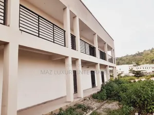 Estate Shop for Sale