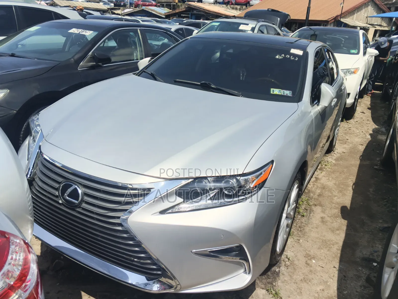 Lexus ES 2016 Silver