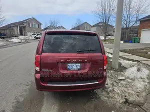 Dodge Caravan 2015 Maroon
