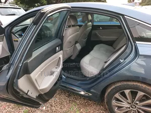 Hyundai Sonata 2016 Blue