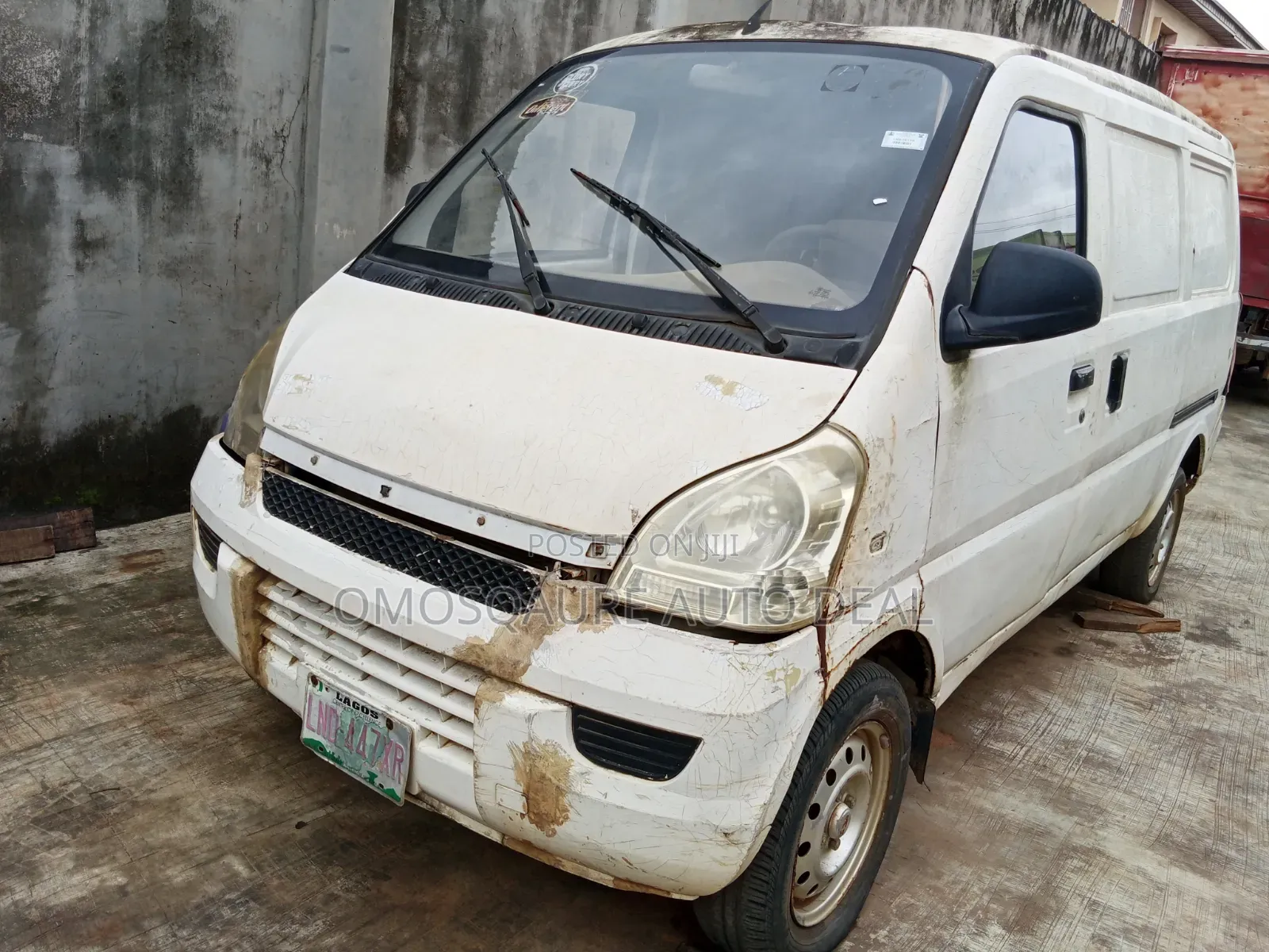 Chevrolet 3500 2005 White