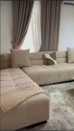 L Shaped Sitting Room Chair