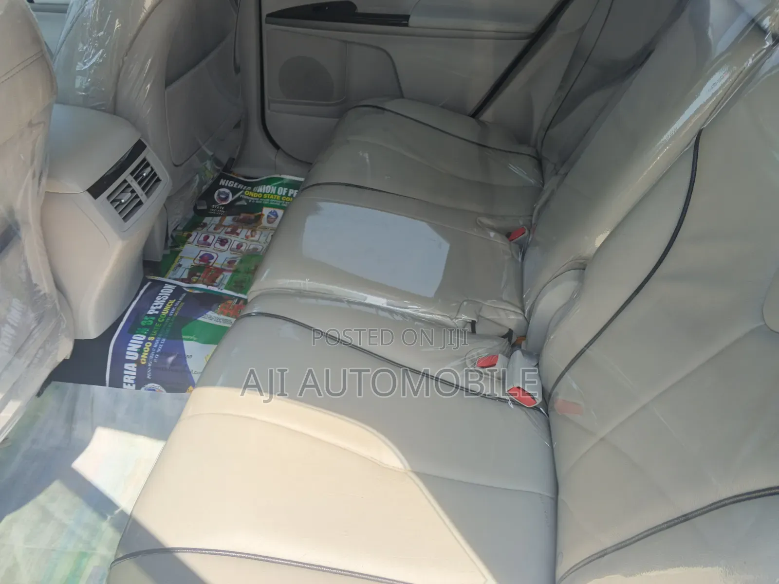 Toyota Venza 2010 Silver