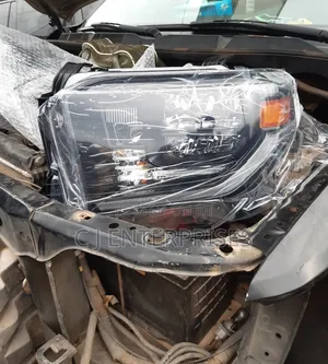 Head Light for Toyota Tundra 2018 Model
