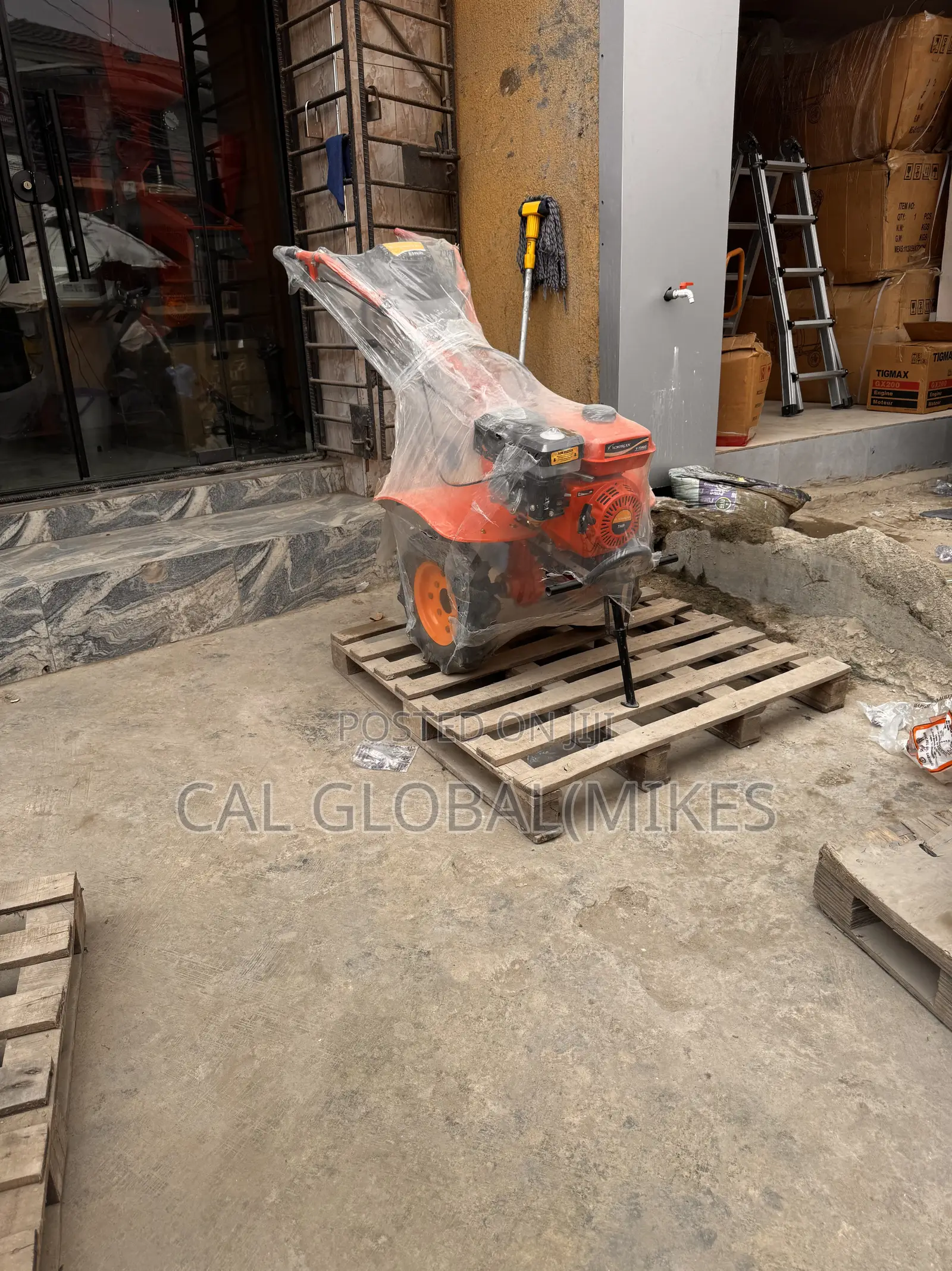 Power Tiller Machine