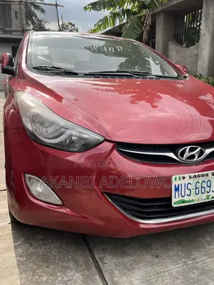 Hyundai Elantra 2013 Red