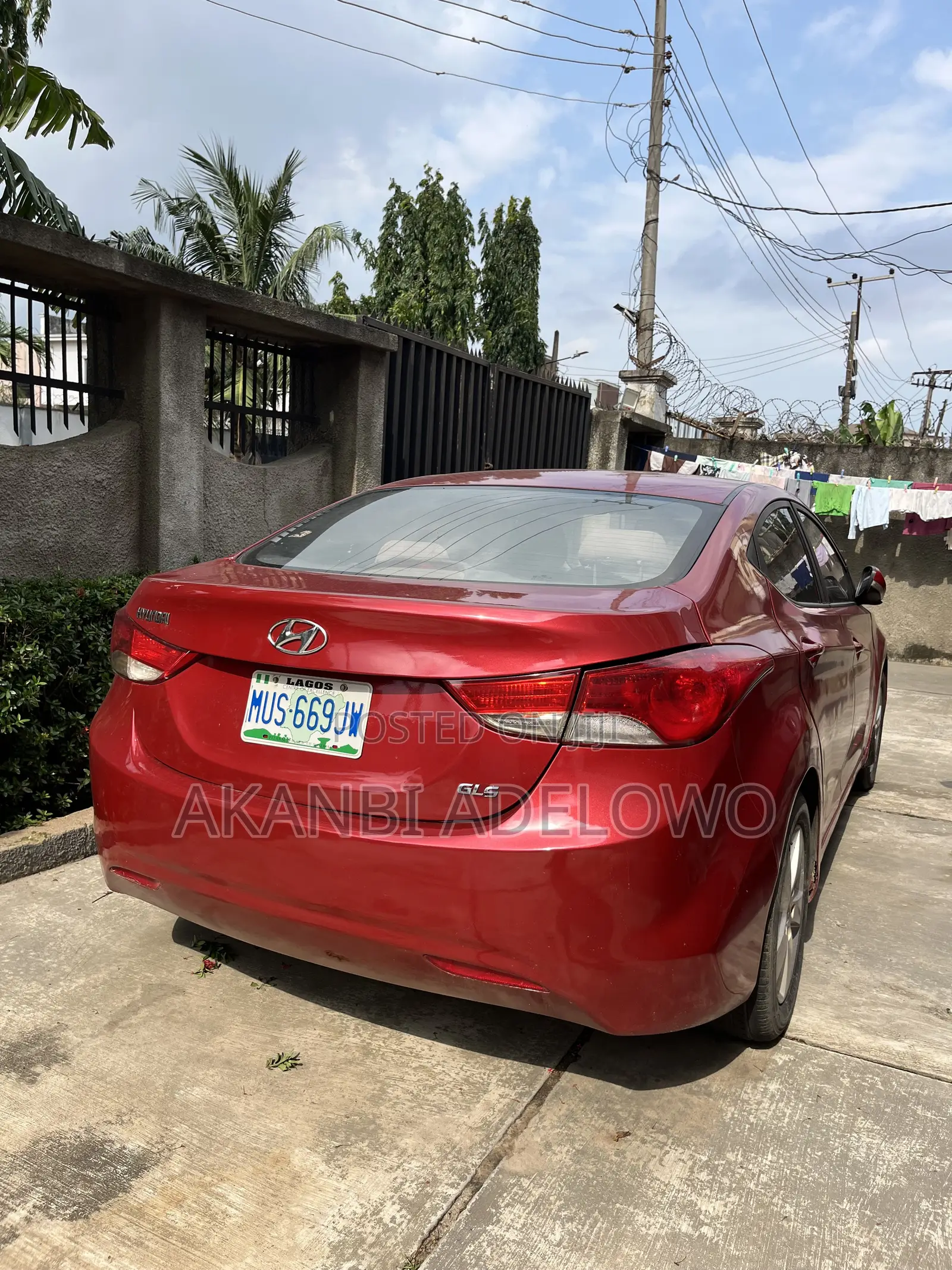 Hyundai Elantra 2013 Red