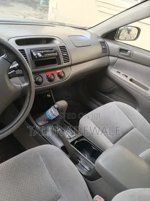 Toyota Camry 2004 Gray