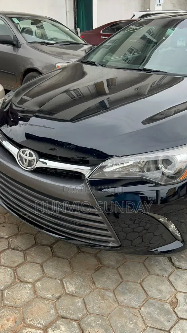 Toyota Camry 2017 Black