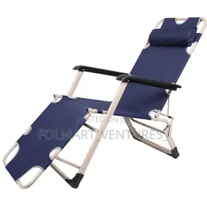 Foldable Zeeo Gravity Reclining Camp Chair/Bed