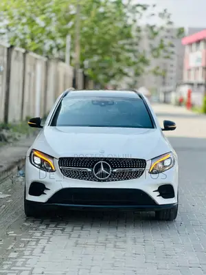 Mercedes-Benz GLC-Class 2017 White