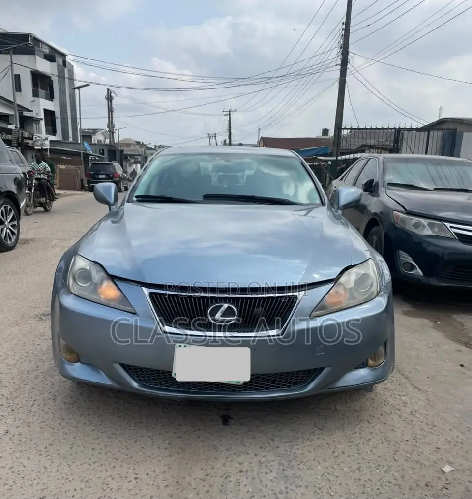 Lexus IS 2008 Blue