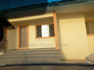 2bdrm Bungalow in Fcda, Kubwa for sale
