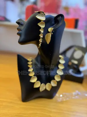 Classy Women Jewelry Complete Set
