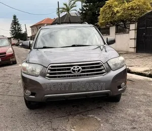 Toyota Highlander Limited 2010 Gray