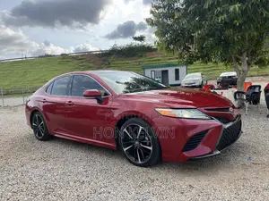 Toyota Camry XSE (2.5L 4cyl 8A) 2019 Red